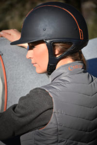 veste sans manche dos Childéric femme casque helmet bombe Samshield